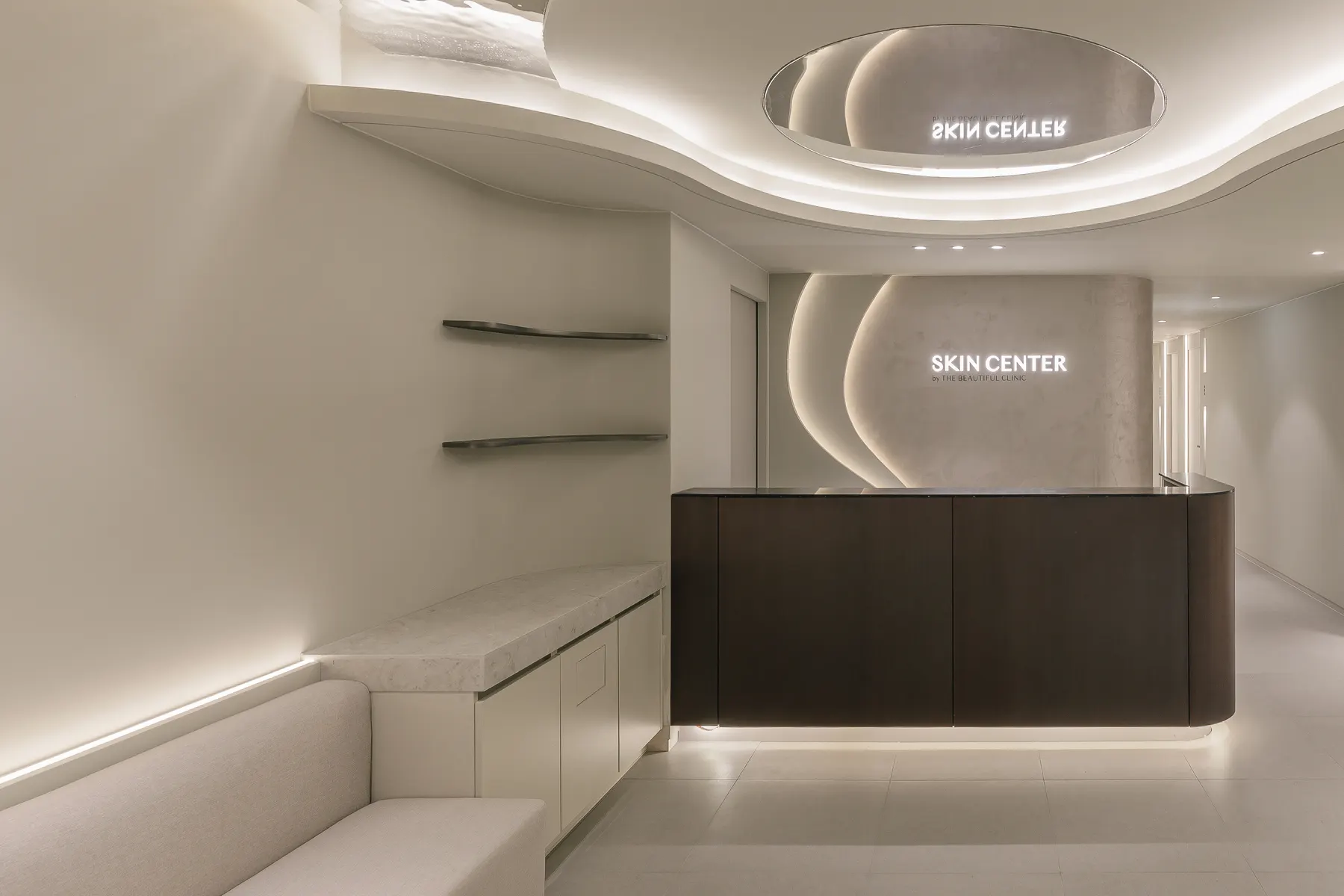 Skin Center reception desk at THE Beautiful Clinic in Nonhyeon, Seoul